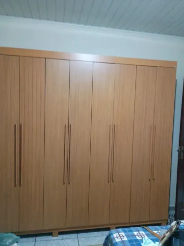 Guarda roupas novo