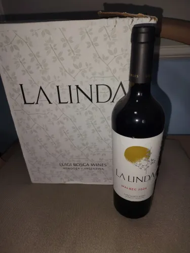 Vinho Lá linda Argentino