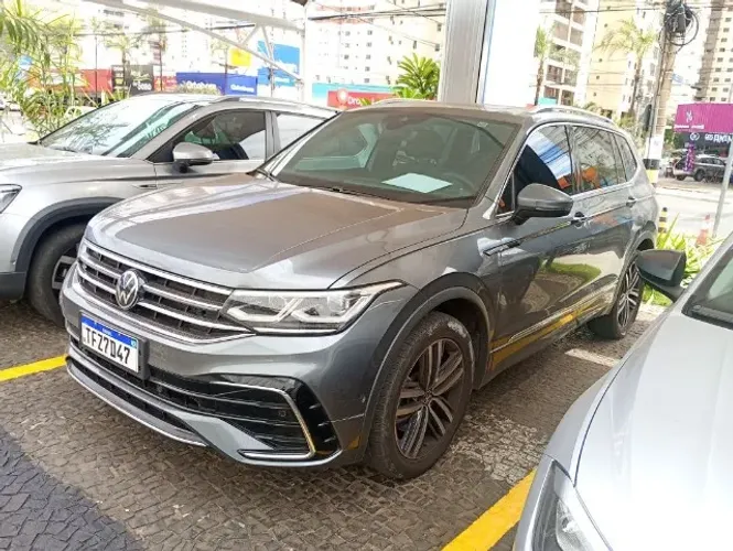 Volkswagen Tiguan Allspac R-line 300 TSI 2.0 2025