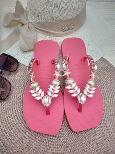 Chinelo Customizado Premium - Coral Sereia com Pedrarias - Michelix