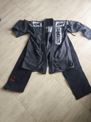 Kimono Jiu-jitsu Keiko Preto A4