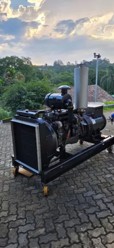 Gerador automático 150kva 380 volts esta com 308 horas