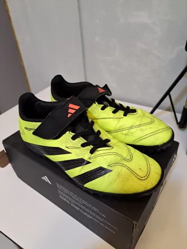 CHUTEIRA ADIDAS PREDATOR