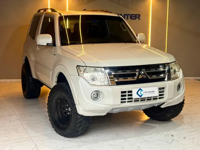 Mitsubishi Pajero HPE Full 3.2 4X4 T.i.dies. 5P AUT 2012