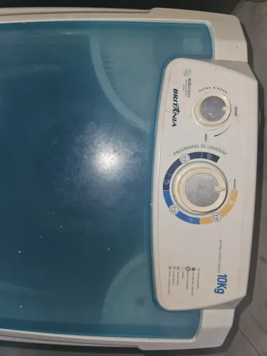 Vende-se máquina de lavar tanquinho (com defeito simples)