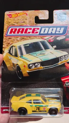 Mazda Rx3 Race Day