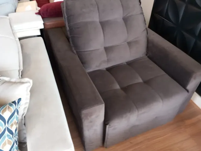 Vendo poltrona reclinável