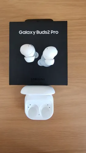 ? Samsung Galaxy Buds2 Pro Branco - Seminovo e em Excelente Estado
