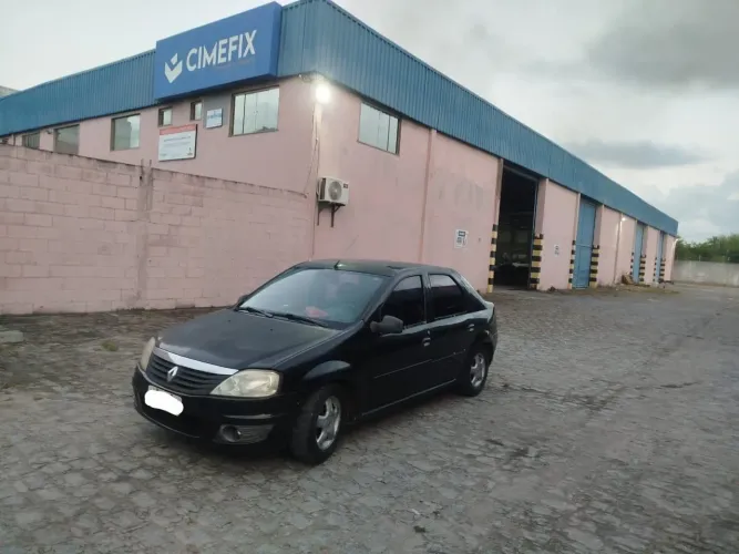 Renault Logan Authentique Hi-flex 1.0 16V 4P 2011