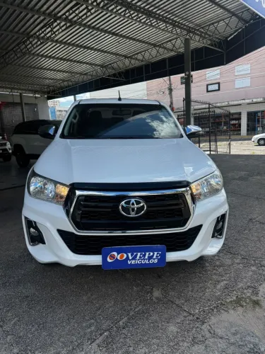 Toyota Hilux CD SRV 4X4 2.8 TDI Diesel Aut. 2020