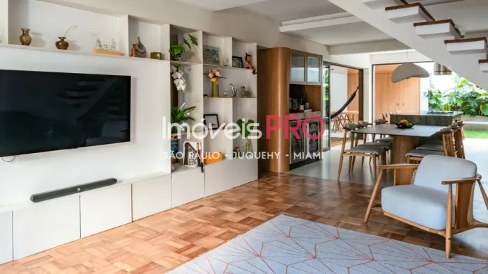 CASA DE VILA TOTALMENTE REFORMADA NO IBIRAPUERA