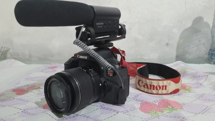 Canon T6i + Lente 50mm - Kit completo