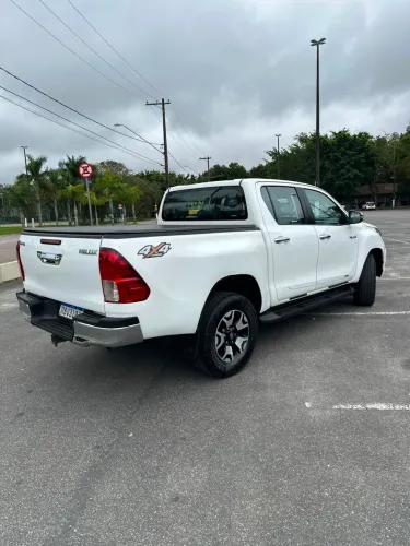 Toyota Hilux CD SR 4X4 2.8 TDI Diesel Aut. 2020