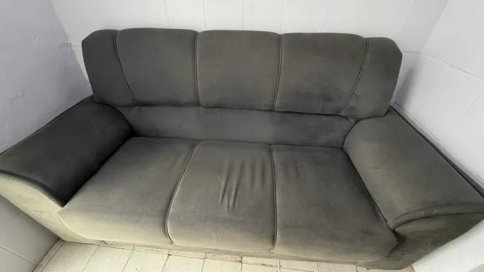 Sofá 3 lugares Cinza
