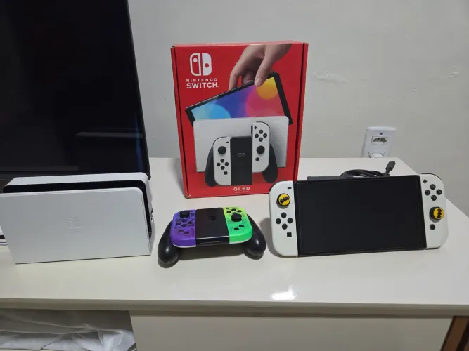 Nintendo Switch Oled usado bom