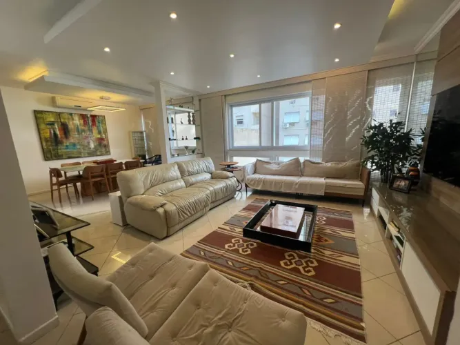 Apartamento Exclusivo na Rua Tonelero O Charme de Copacabana com Conforto e Sofisticação!
