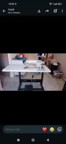 Máquina reta industrial