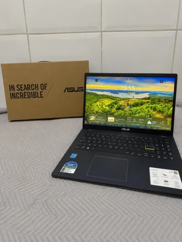 ASUS E510k (PERFEITO ESTADO)