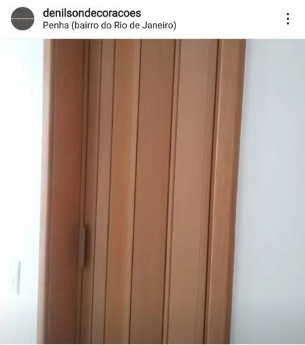 Porta Sanfonada BCF Tom de Madeira Instalada