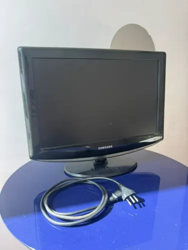 TV/Monitor LCD Samsung de 19 polegadas