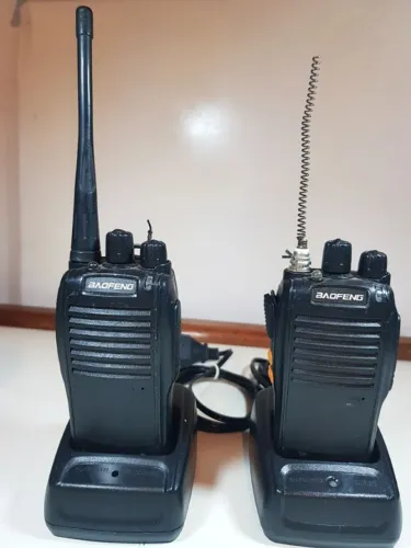Walkie Talkie Modelo BF-777S (usado)