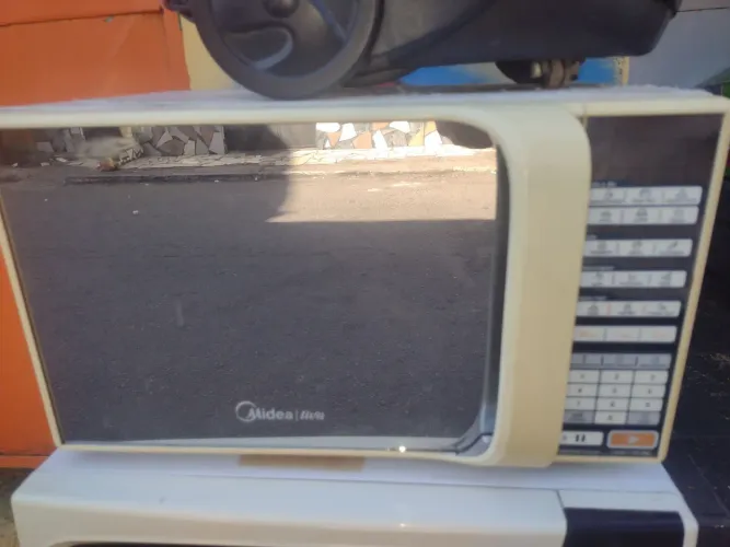 Micro-ondas Midea