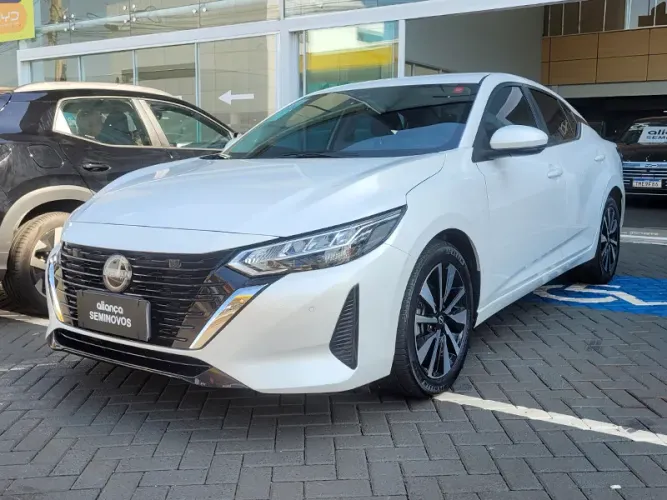 Nissan Sentra Advance 2.0 16V Aut. 2025