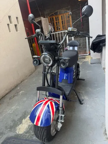 Scooter Harley 16
