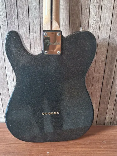 Vendo guitarra squier by fender telecaster série standard com captação fender delux