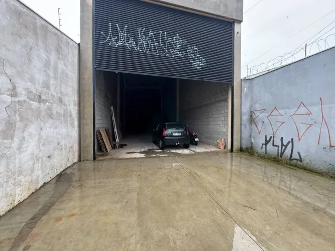 Barracão, 470 m² - venda por R$ 500.000 ou aluguel por R$ 4.500/mês - Vila Vendramini - It