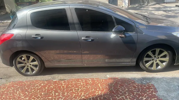 Peugeot 308 Active 1.6 Flex 16V 5P Mec. 2014