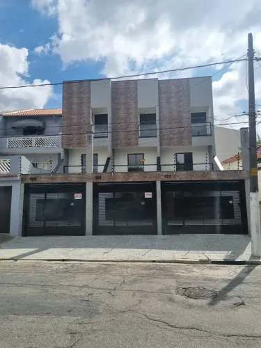 Lindo Sobrado Vila Carrão / Aceita Veículo/Financiamento e analisa permuta imovel  rural  