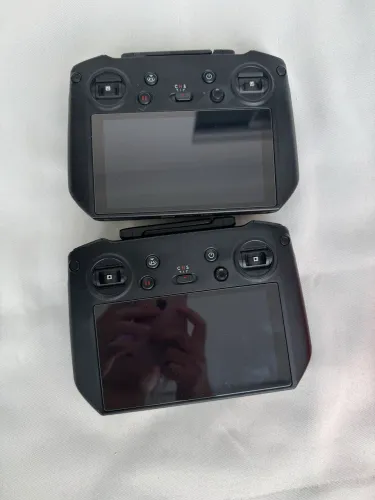 DJI Controle Remoto com tela RC Pro-RM510 Original Usado