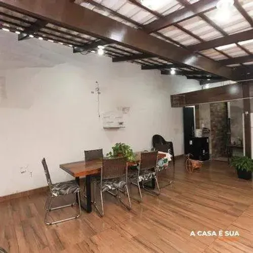 Casa a venda 3 quartos, suíte, 3 vagas no bairro Industrial