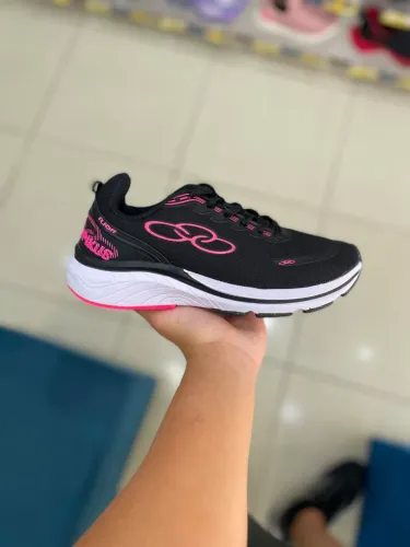 Tênis de corrida masculino / feminino