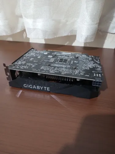 Placa de vídeo GTX 1650 4gb Gddr6 