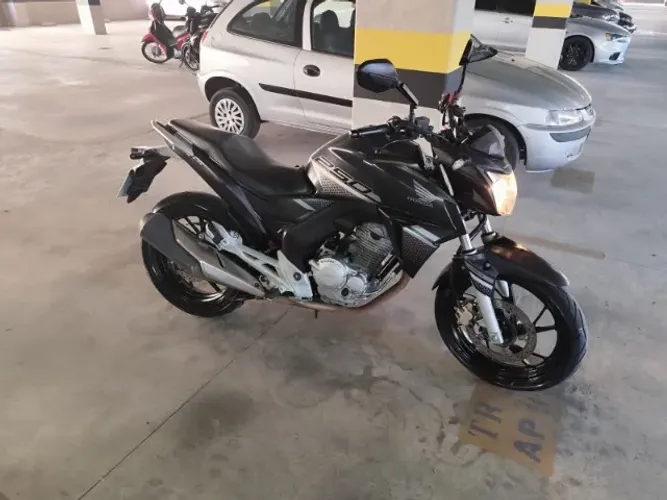 Honda CB Twister/flexone 250cc 2022