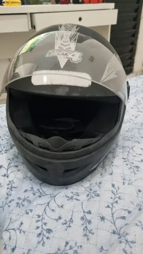 Capacete N°56 com espuma boa 