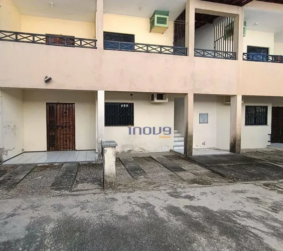 Casa com 3 dormitórios para alugar por R$ 1.692,63/mês - Maraponga - Fortaleza/CE
