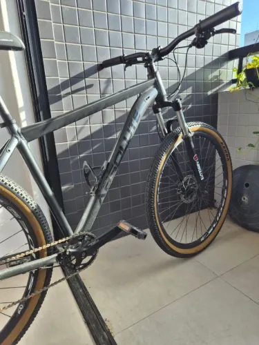 Bicicleta aro 29 12 V