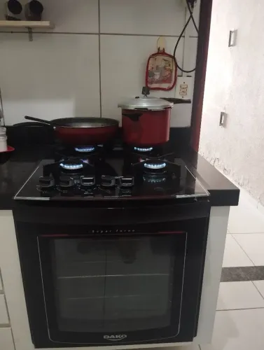 Fogão cookitop com forno a gás semi novo 