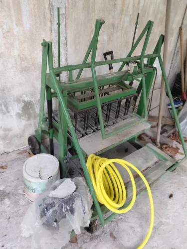 Maquina de blocos de concreto