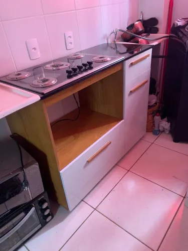 Balcão para espaço pra Cooktop 