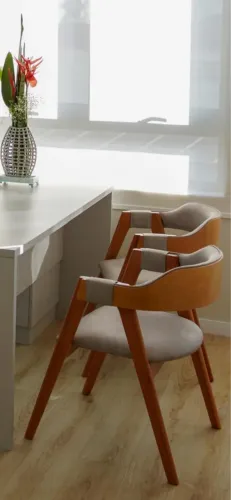 4 Cadeira Edera Laminado Estofado - Praticamente novas - usadas 4 meses