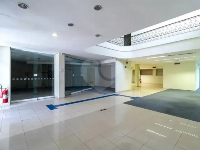 Excelente Imóvel Comercial - BANCO - MOEMA Área Útil: 700 m²