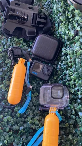 GoPro HERO10 Black + Acessórios ? R$ 1.750