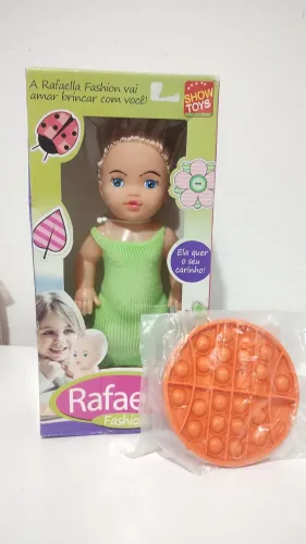 Boneca mais pop it