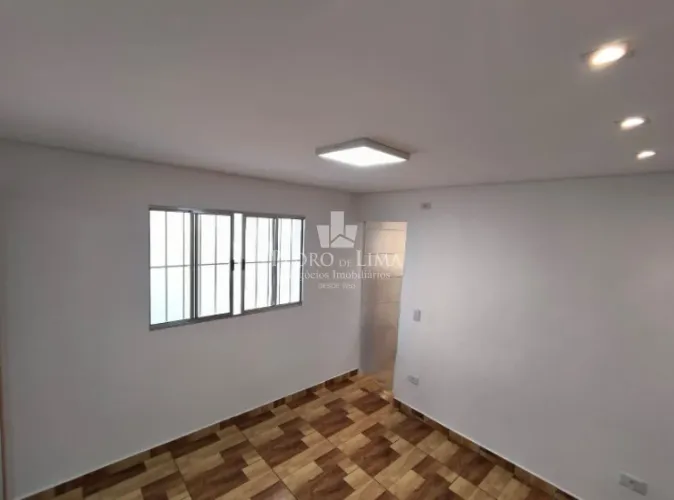 Casa Terrea 1 quarto - Independente na Vila Santana - Penha