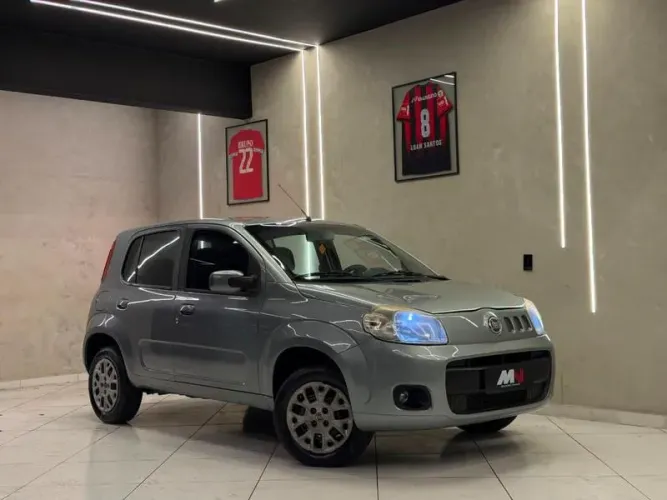 Fiat Uno Vivace Celeb. 1.0 EVO F.flex 8V 5P 2013