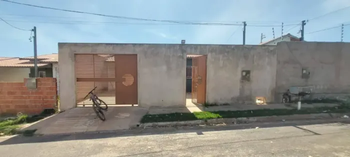 VENDO CASA VIA PÚBLICA RESIDENCIAL VEREDAS | VÁRZEA GRANDE codigo: 370874